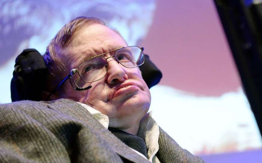 Naučnici još ne znaju kako je Stephen Hawking uspio toliko živjeti  